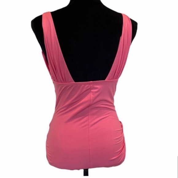 Kenneth Cole one piece form faltering ruched fabric coral swimsuit size 8 - Picture 5 of 9